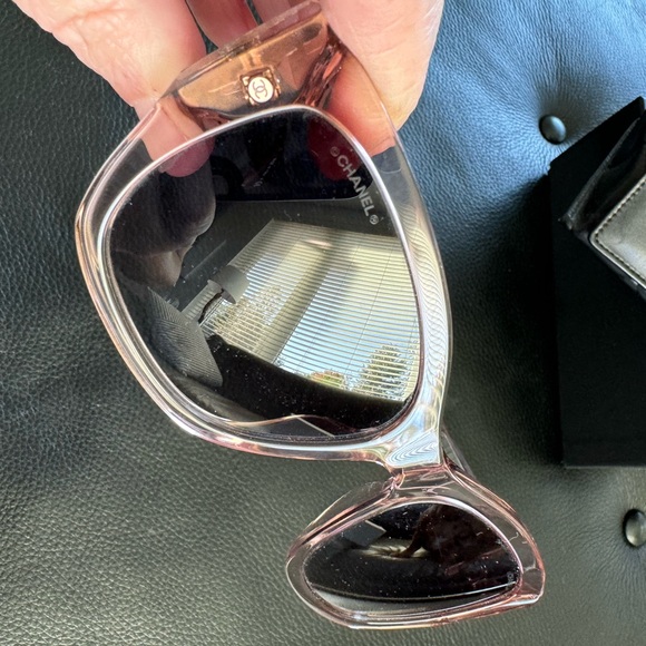 Chanel sunglasses - pink with gradient gray lenses - Picture 9 of 12